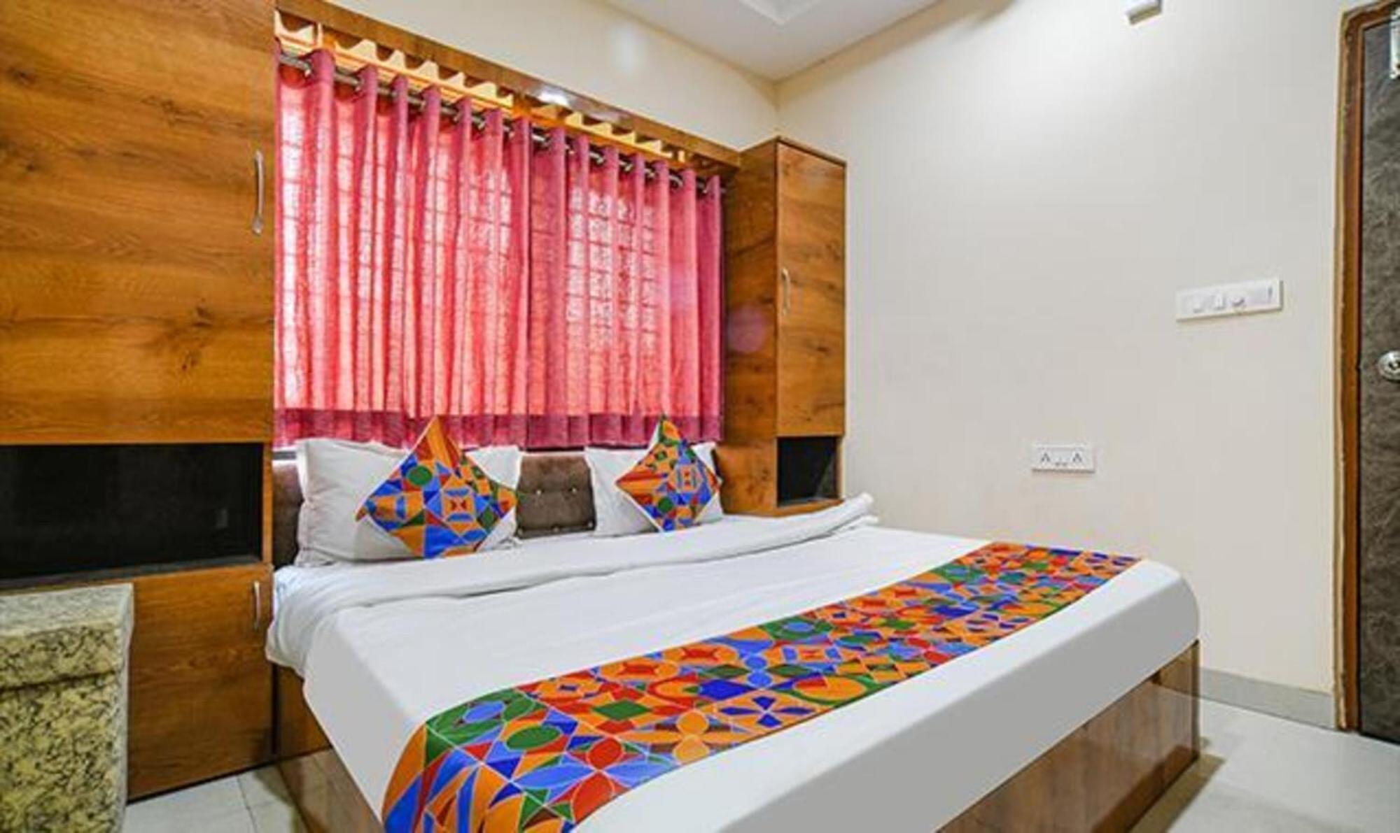 Fabhotel Royal Palace Indore Exterior foto