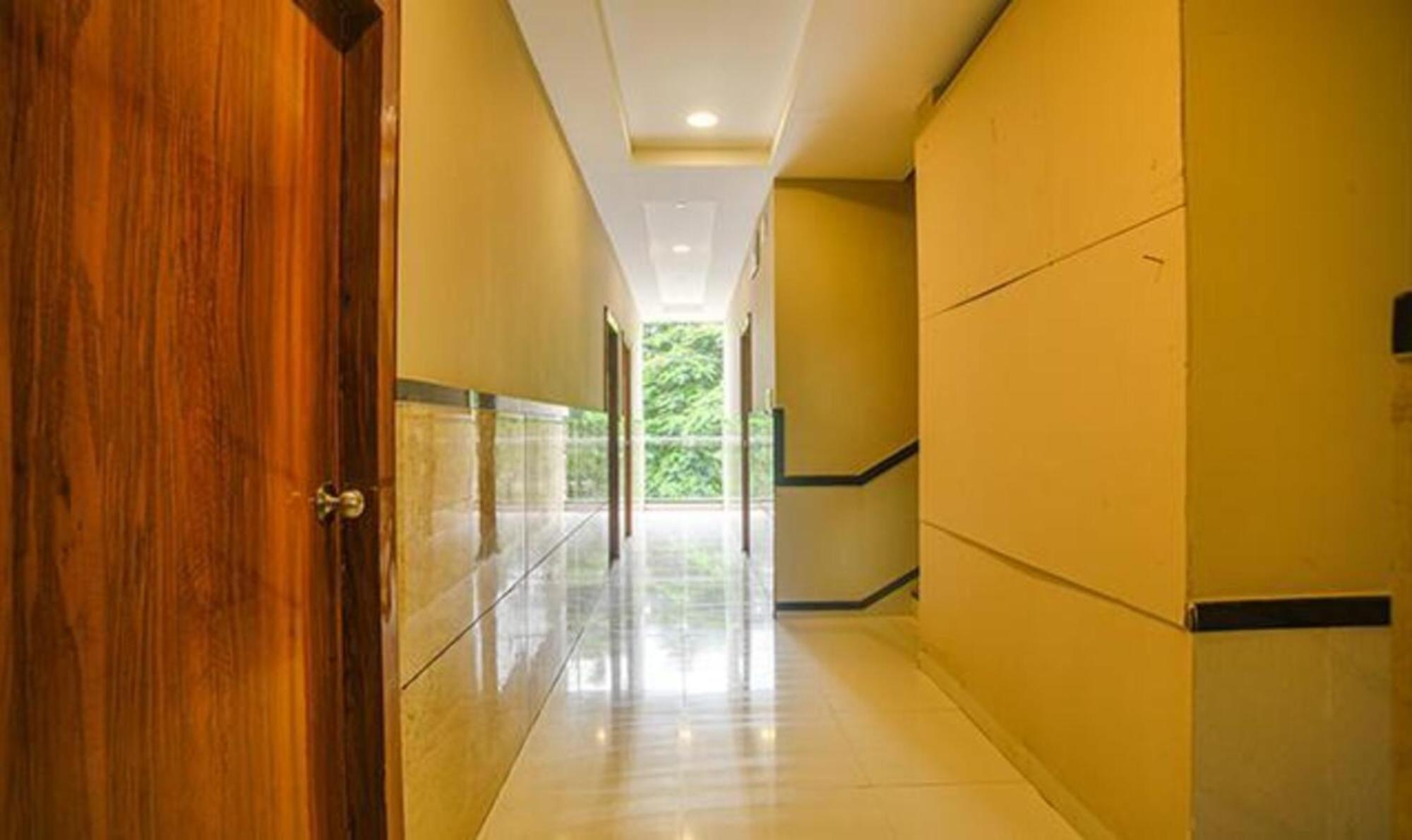 Fabhotel Royal Palace Indore Exterior foto